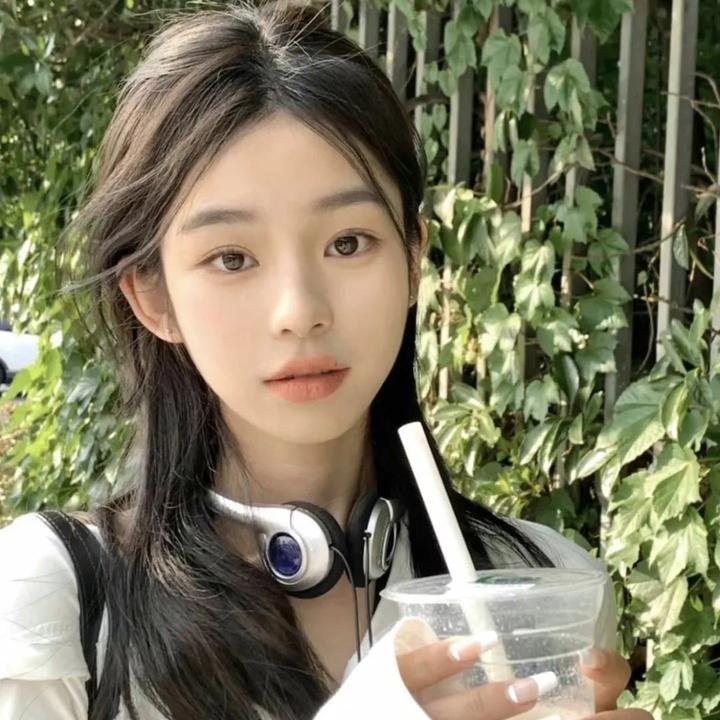替我找到那个姑娘吧